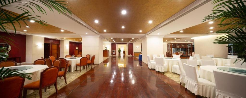 Kai Wah Plaza International Hotel Kunming Extérieur photo